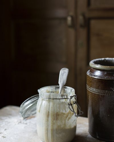 Starter in a jar how to fresh a new sourdough starter